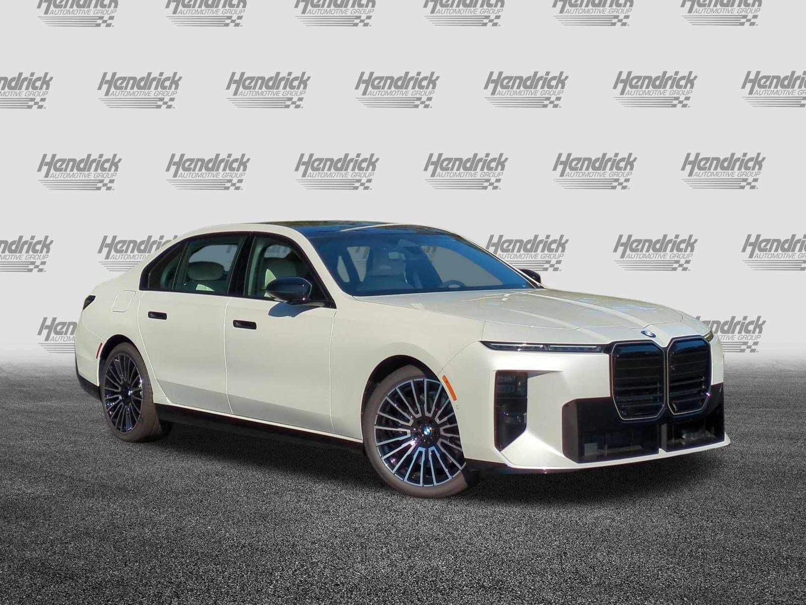 New 2027 BMW 740i w/ Executive Package RWD image 2