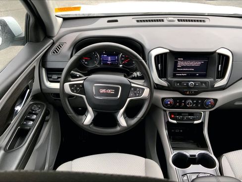 Used 2022 GMC Terrain SLE w/ Driver Convenience Package image 5