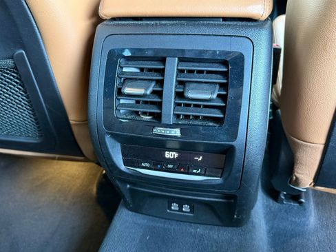 Used 2020 BMW X4 xDrive30i AWD/4WD image 16