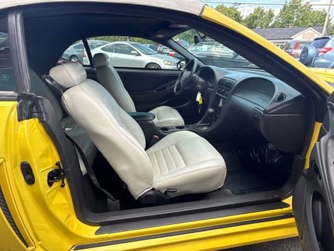Used 2001 Ford Mustang GT image 20