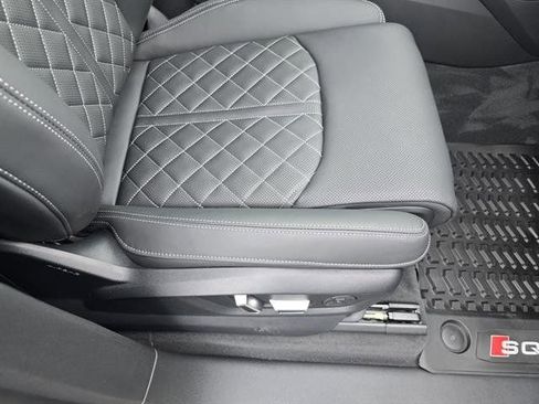 New 2025 Audi SQ8 Prestige image 18