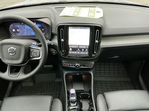 New 2026 Volvo XC40 B5 Plus w/ Protection Package Premier image 11