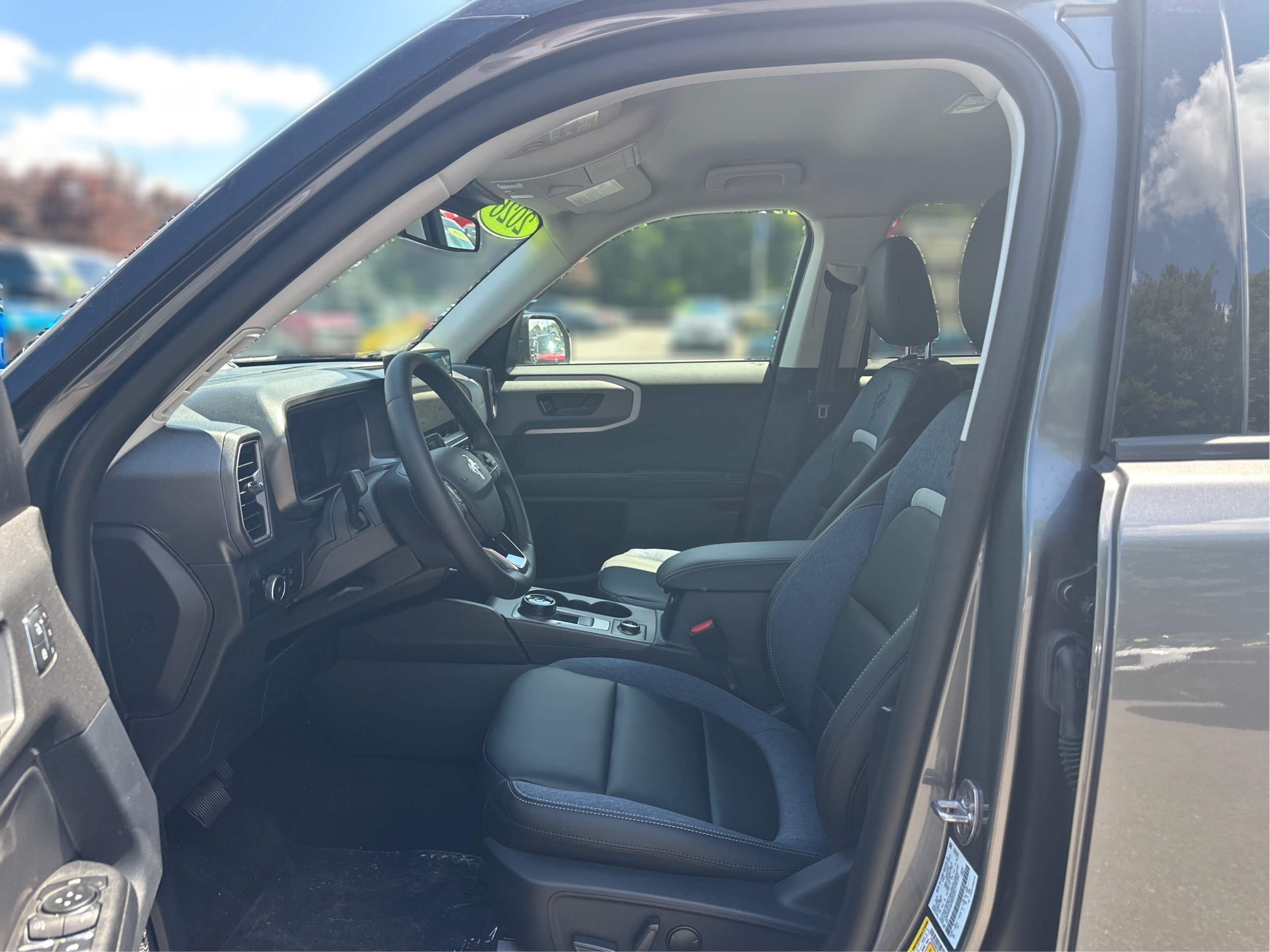 New 2026 Ford Bronco Sport Outer Banks w/ Outer Banks Tech Package+ AWD/4WD image 11
