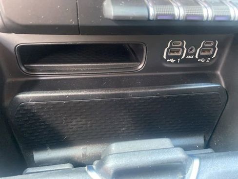 Used 2022 RAM 1500 Big Horn w/ Night Edition RWD image 23