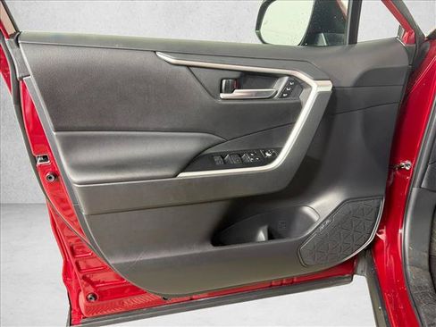 Used 2023 Toyota RAV4 XLE Premium FWD image 11
