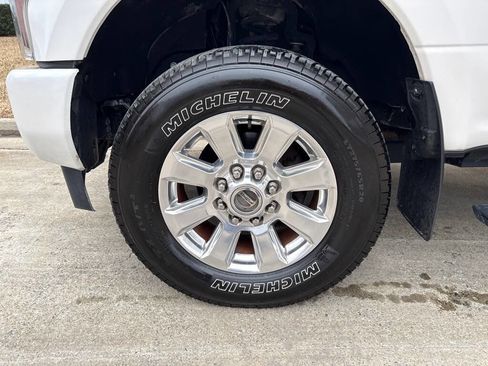 Used 2017 Ford F250 Platinum w/ Platinum Ultimate Package image 10