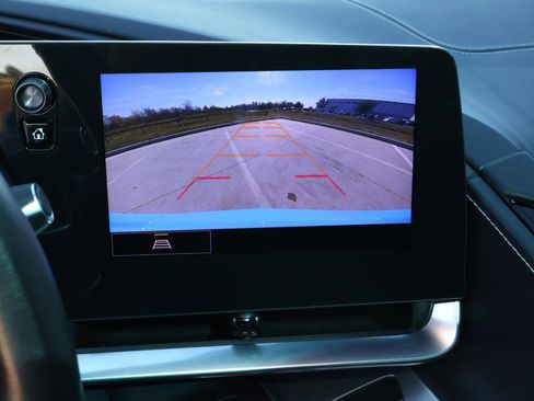 Used 2022 Chevrolet Corvette Stingray Coupe w/ Z51 Performance Package image 23