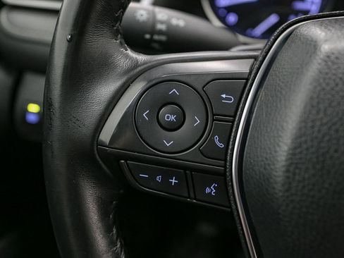 Used 2020 Toyota Camry SE image 29