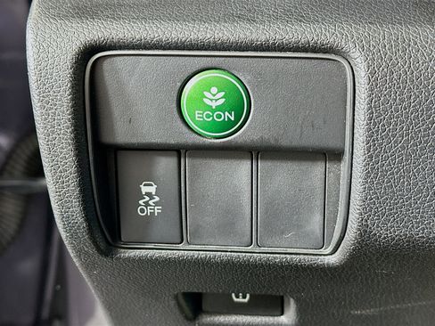 Used 2015 Honda Accord LX image 16