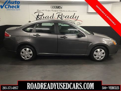 Used 2010 Ford Focus S image 1