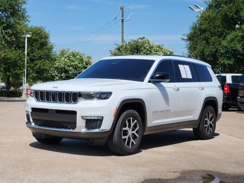 Used 2023 Jeep Grand Cherokee L Limited w/ Luxury Tech Group II AWD/4WD image 3