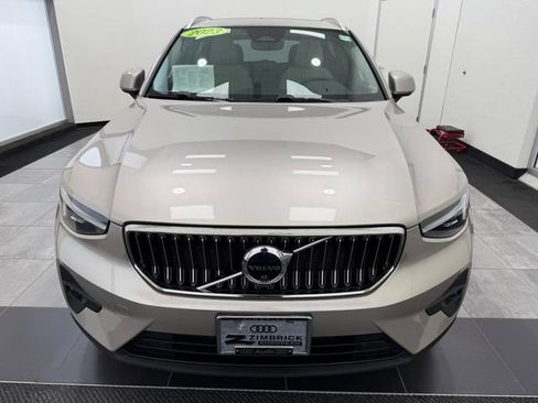 Used 2023 Volvo XC40 B5 Ultimate w/ Climate Package AWD/4WD image 7