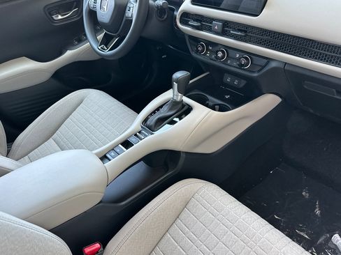 New 2026 Honda HR-V LX image 25