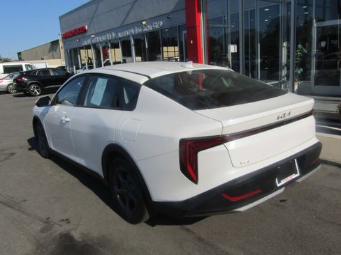 Used 2025 Kia K4 FWD image 7