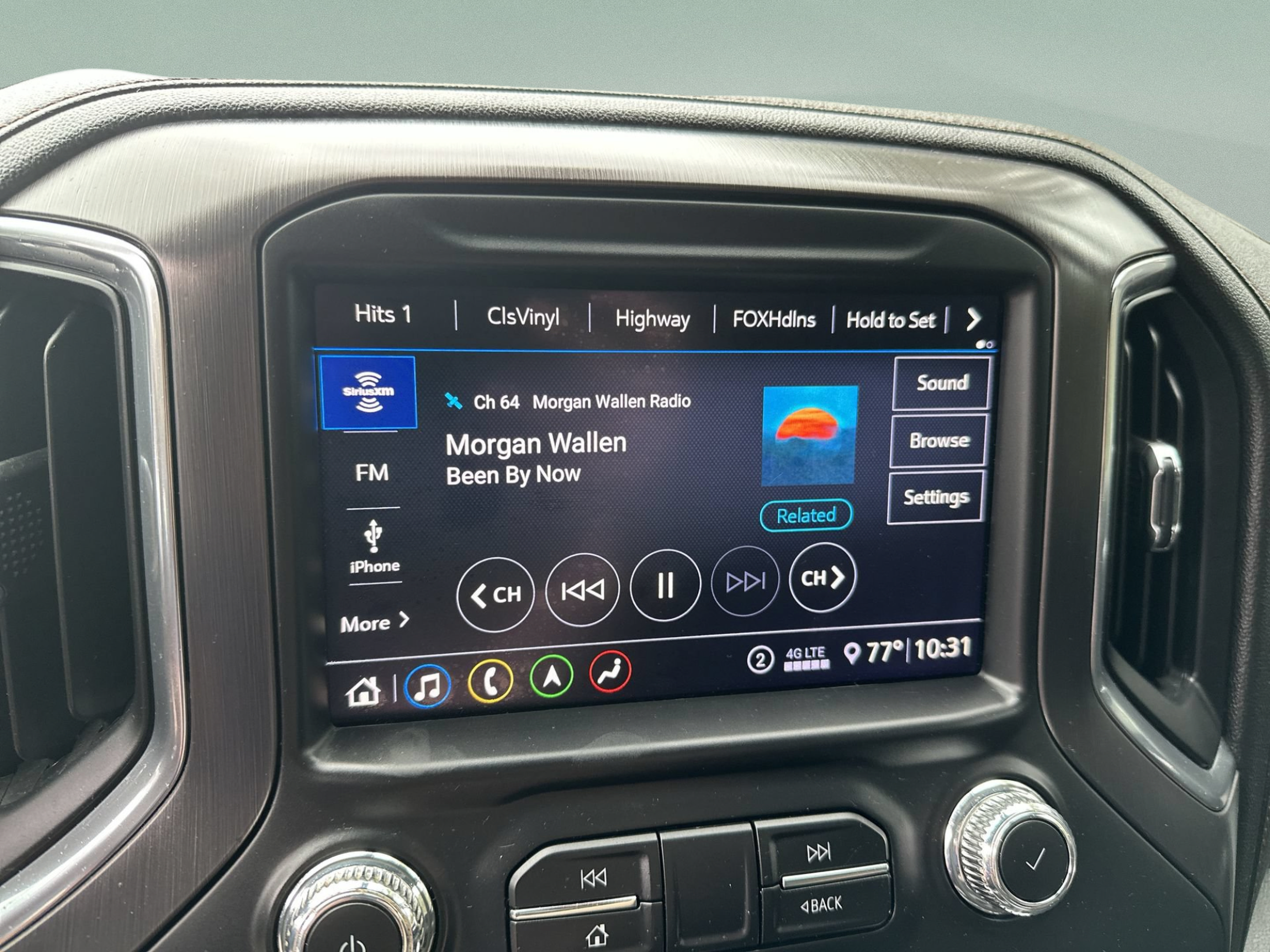 Used 2020 GMC Sierra 1500 AT4 w/ AT4 Premium Package AWD/4WD image 12