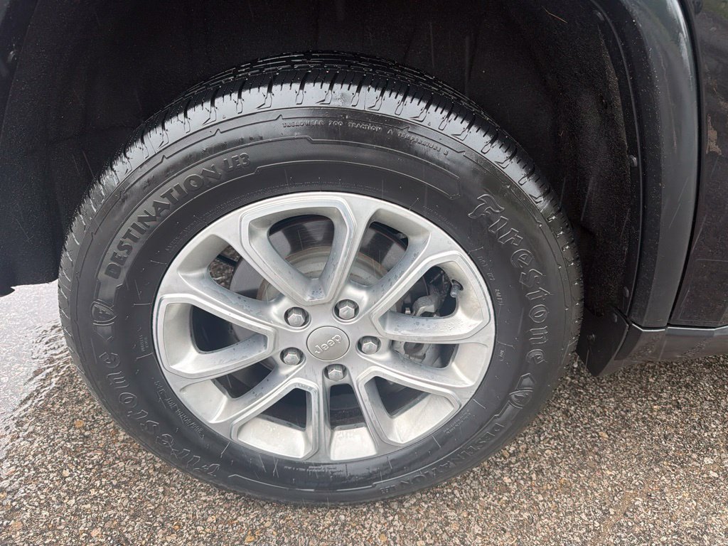 Used 2015 Jeep Grand Cherokee Limited w/ Luxury Group II AWD/4WD image 9