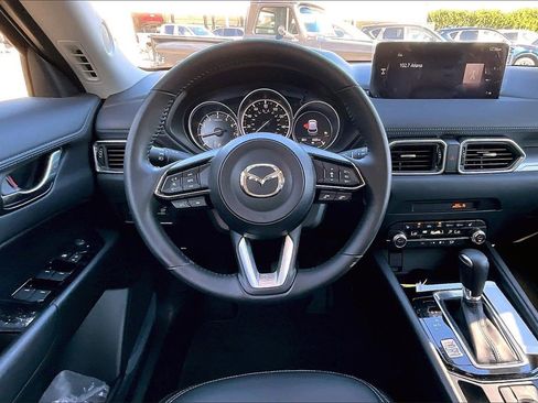 Certified 2025 MAZDA CX-5 AWD 2.5 S w/ Preferred Package image 5