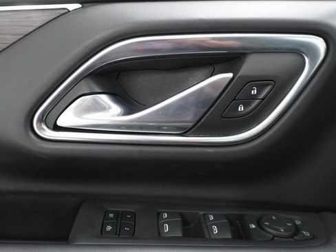 Used 2023 Chevrolet Tahoe Z71 AWD/4WD image 16