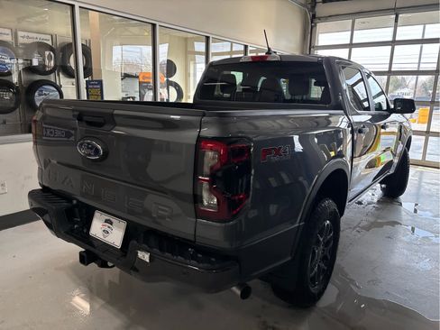 New 2025 Ford Ranger XLT w/ FX4 Off-Road Package image 9