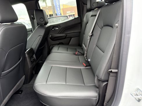 New 2026 Chevrolet Colorado LT w/ LT Convenience Package RWD image 21