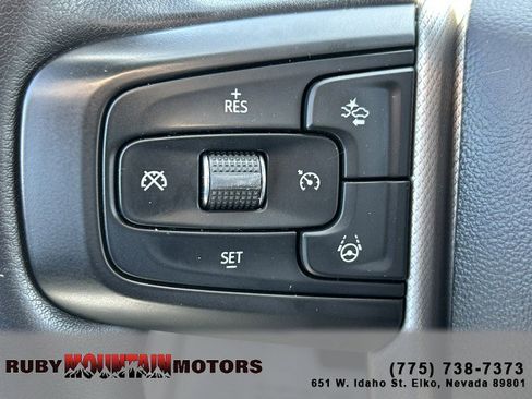Used 2023 GMC Yukon Denali w/ Advanced Technology Package AWD/4WD image 14