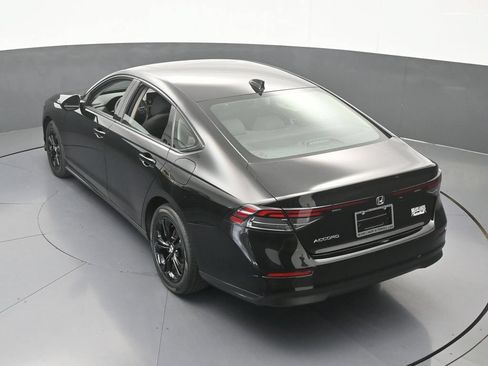 Used 2025 Honda Accord SE image 48