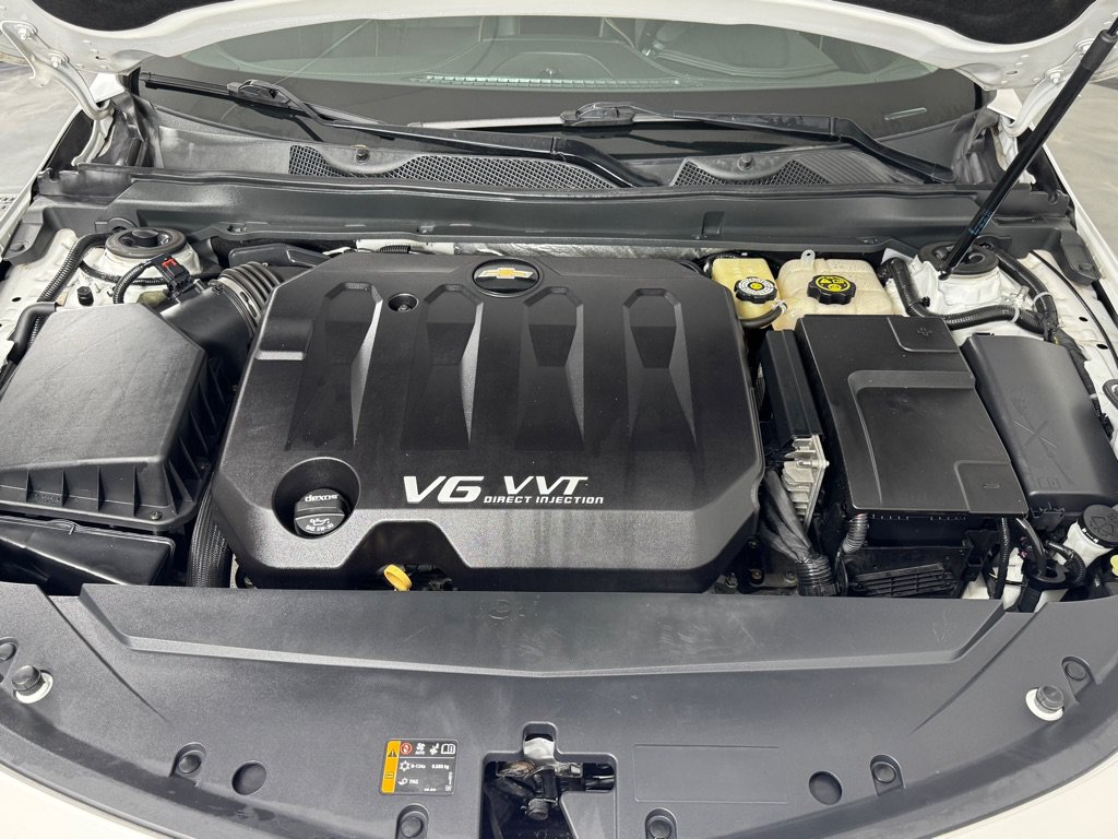 Used 2015 Chevrolet Impala LTZ FWD image 25