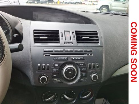 Used 2012 MAZDA MAZDA3 i Sport FWD image 12