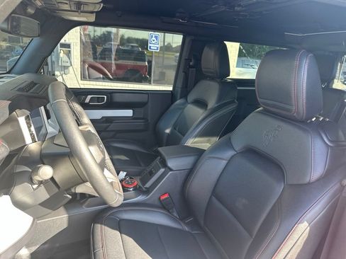 Used 2025 Ford Bronco Stroppe Edition AWD/4WD image 5
