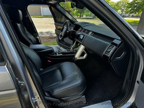 Used 2020 Land Rover Range Rover HSE AWD/4WD image 19