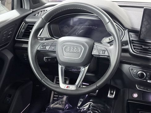 Used 2023 Audi SQ5 Premium Plus w/ Premium Plus Package AWD/4WD image 12