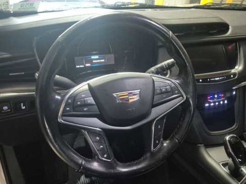 Used 2019 Cadillac XT5 Luxury AWD/4WD image 7