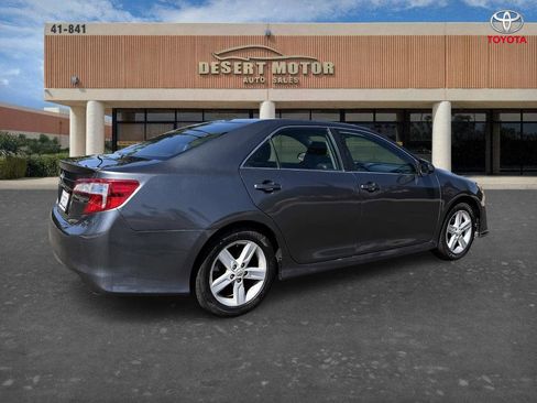 Used 2012 Toyota Camry SE image 8