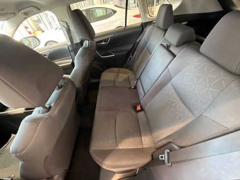 Used 2025 Toyota RAV4 XLE image 12