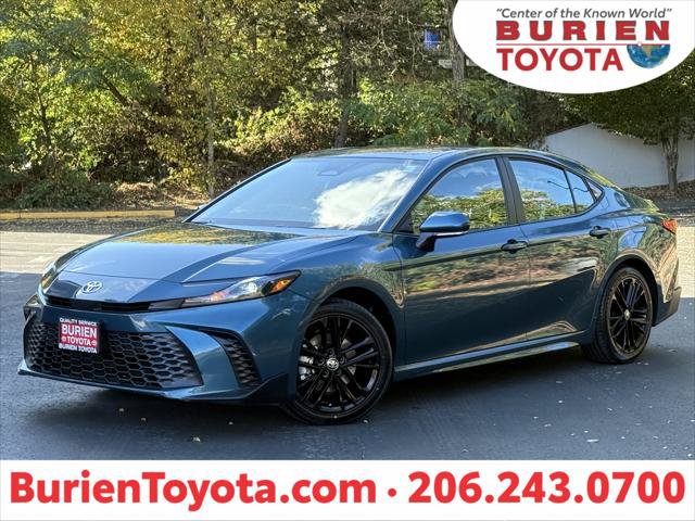 Certified 2025 Toyota Camry SE FWD image 1