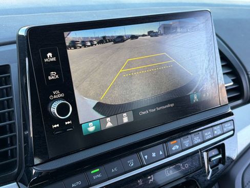 Used 2025 Honda Odyssey Sport-L image 24