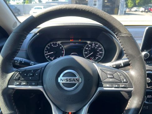 Used 2021 Nissan Sentra SR FWD image 14