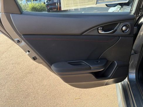 Used 2017 Honda Civic Type R image 19