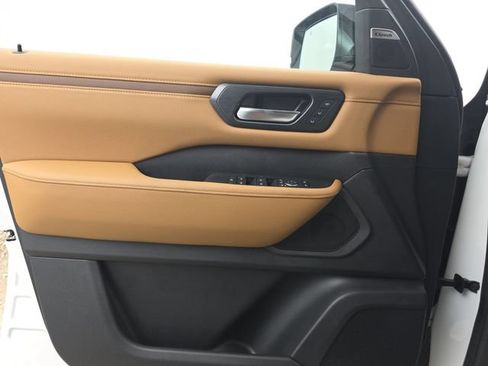New 2026 Nissan Armada SL w/ Captain's Chari Seat Package AWD/4WD image 31