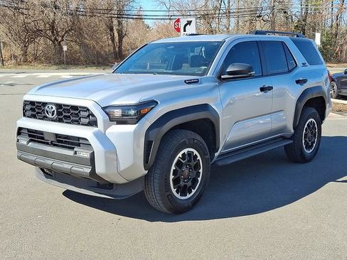 Used 2025 Toyota 4Runner TRD Off-Road AWD/4WD image 3