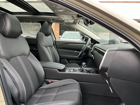 New 2026 MAZDA CX-50 Meridian Edition w/ Weather Package image 25