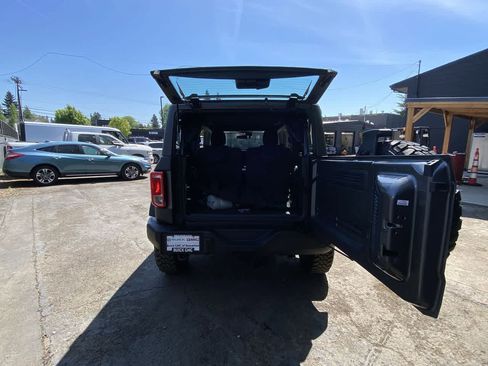 Used 2022 Ford Bronco 2-Door AWD/4WD image 26