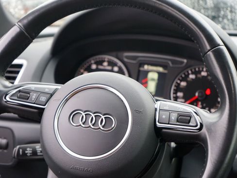 Used 2018 Audi Q3 2.0T Premium Plus w/ Premium Plus Package image 17