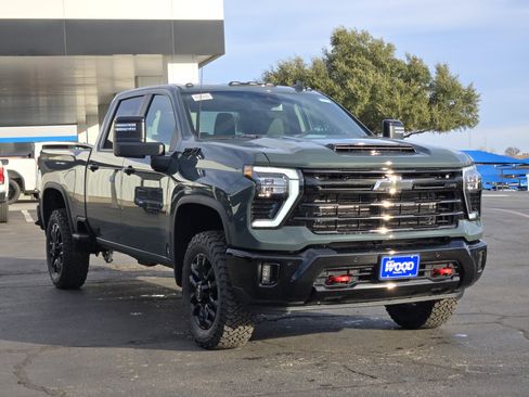 New 2026 Chevrolet Silverado 2500 LT w/ Trail Boss Package image 2