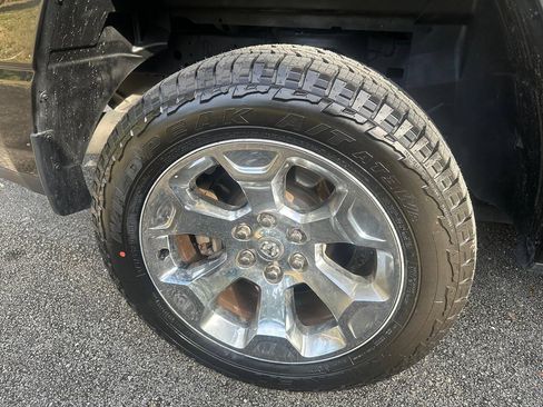 Used 2021 RAM 1500 Big Horn RWD image 28
