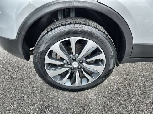 Certified 2021 Buick Encore Preferred w/ Safety Package AWD/4WD image 19