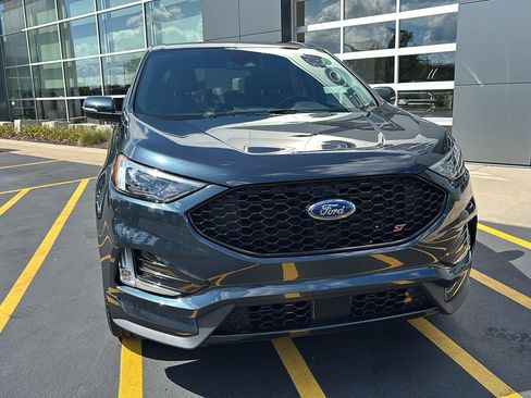 Used 2023 Ford Edge ST AWD/4WD image 4
