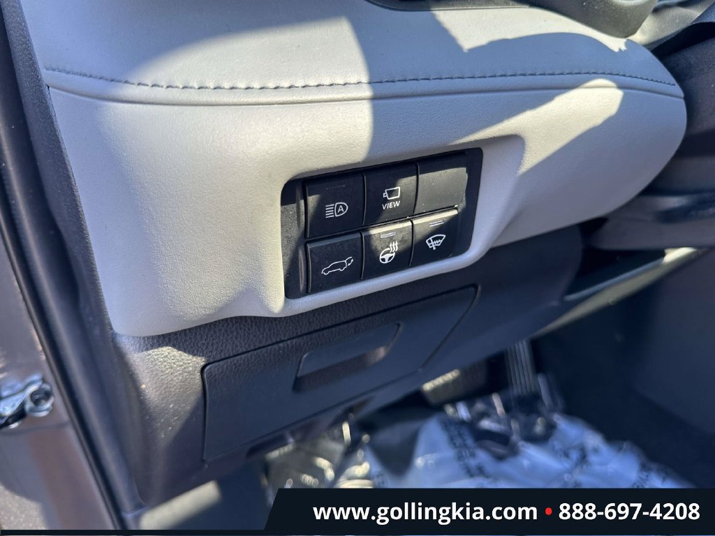 Used 2021 Toyota Highlander Limited AWD/4WD image 20