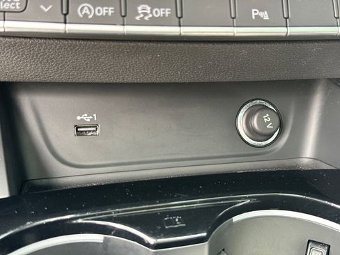 Used 2023 Audi A4 2.0T Premium Plus image 31