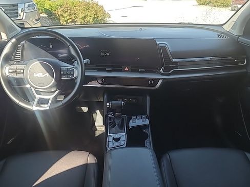 Used 2024 Kia Sportage SX image 13